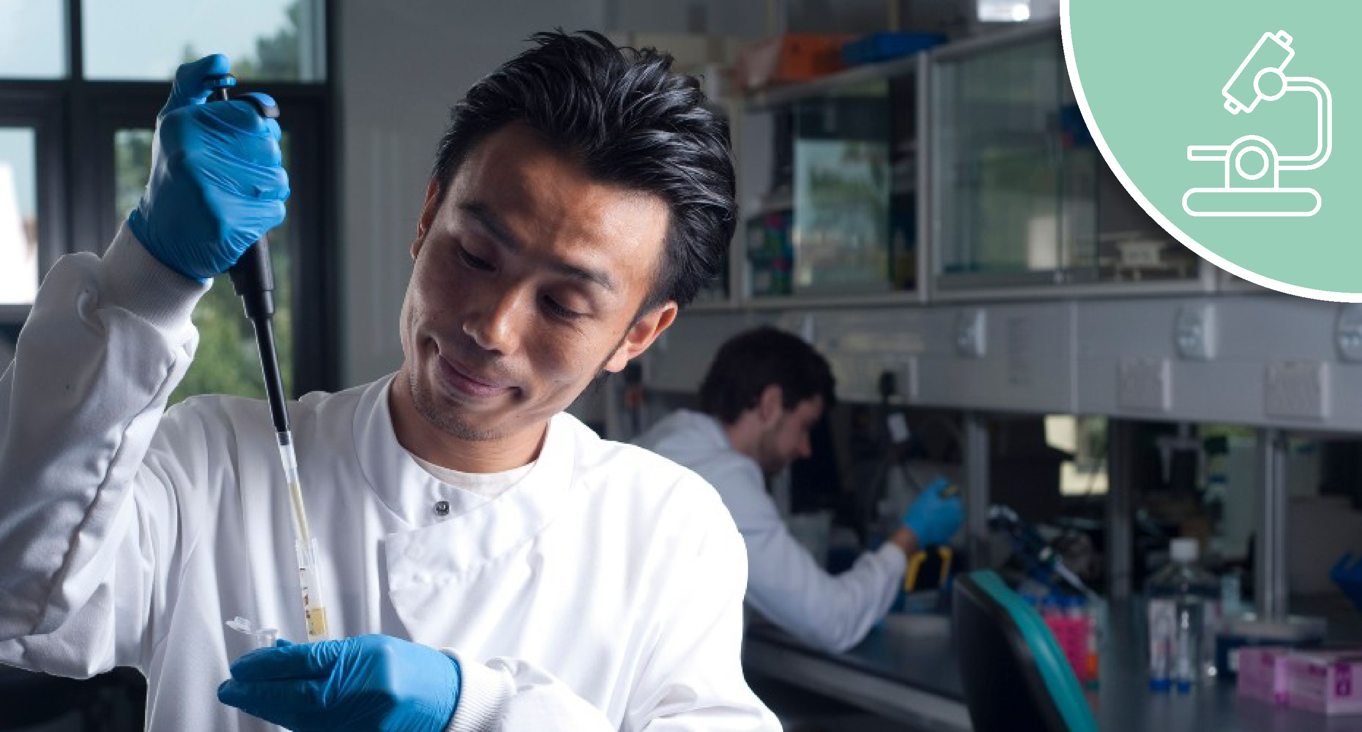 Student in lab - Experimental Medicine
